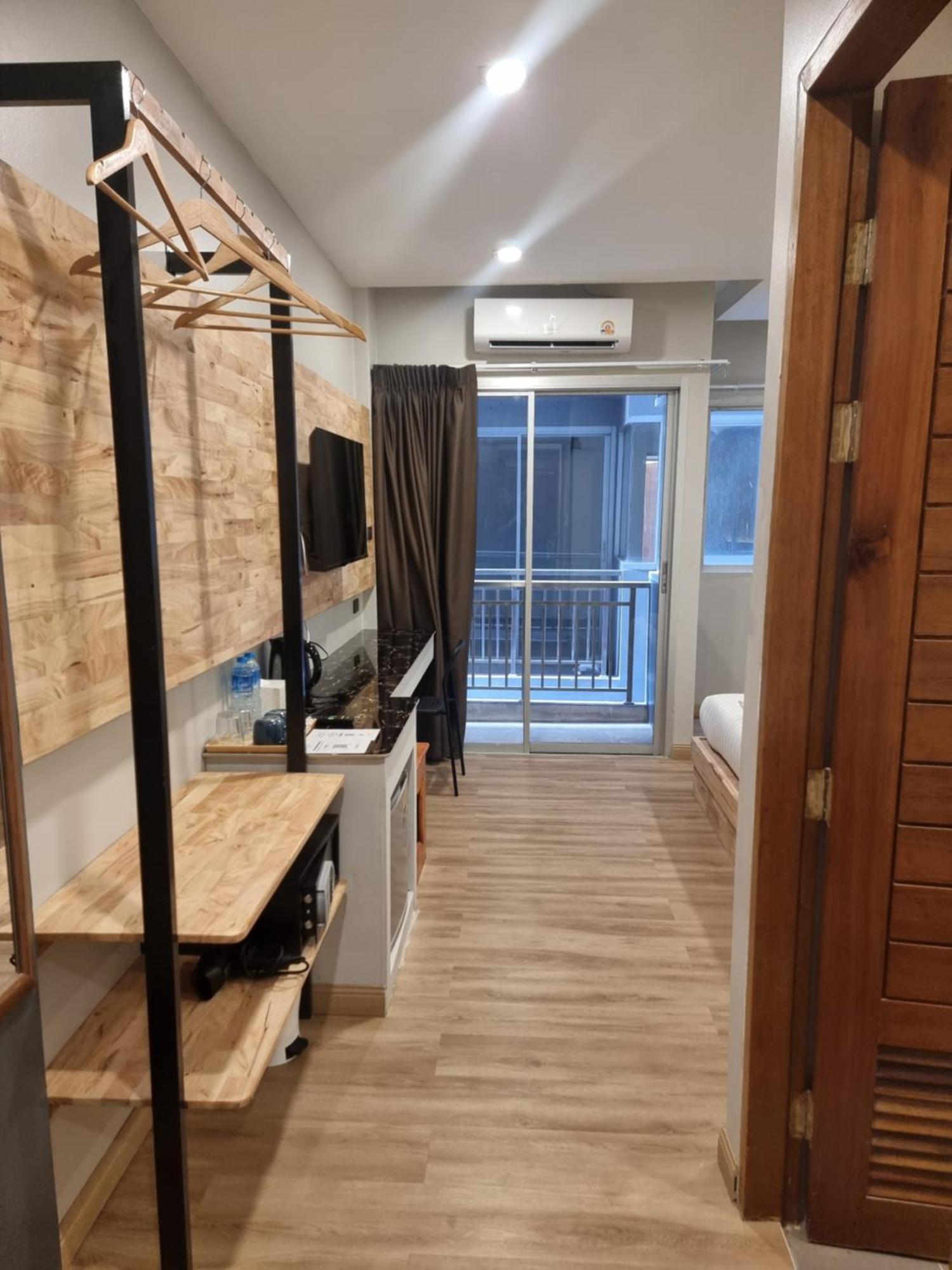 Diva Boutique Hotel Patong Exteriör bild