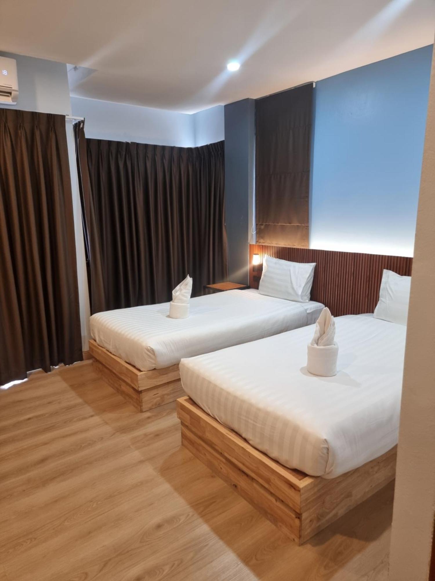 Diva Boutique Hotel Patong Exteriör bild